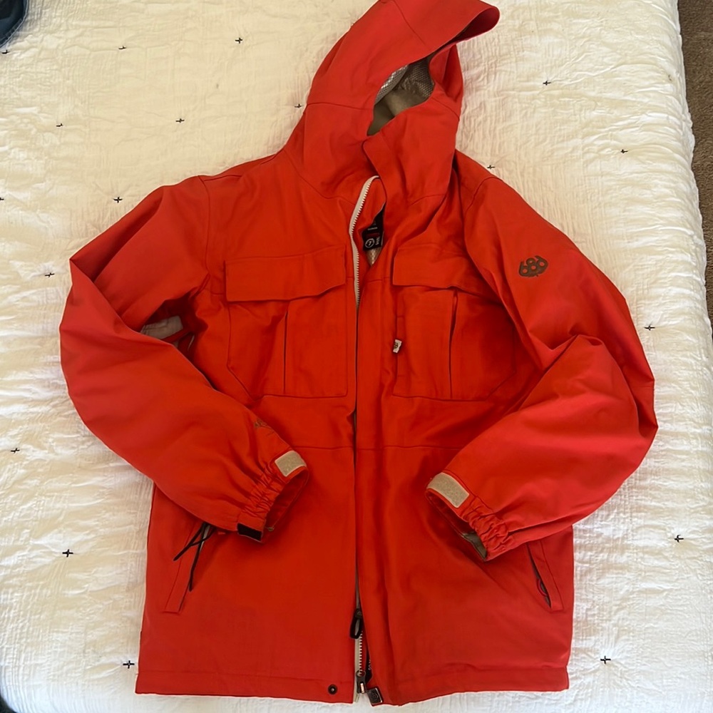 Men’s Small 686 snowboarding jacket